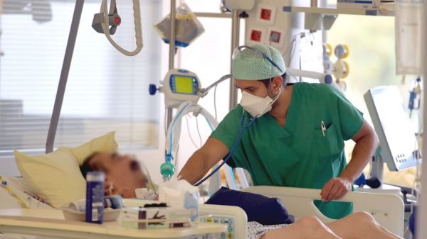 Reconfinement : "C'est une décision terrible mais aussi raisonnable" réagit le président de la région Grand Est