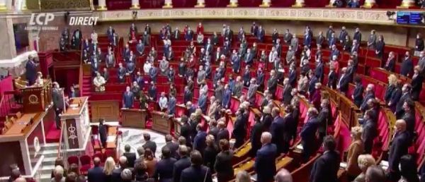 Attaque au couteau à la basilique Notre-Dame à Nice: Regardez la minute de silence observée ce matin à l'Assemblée nationale - VIDEO