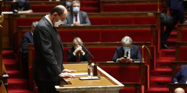 Les premiers détails des mesures du reconfinement : masque dès 6 ans, télétravail « 5 jours sur 5 » et marchés ouverts