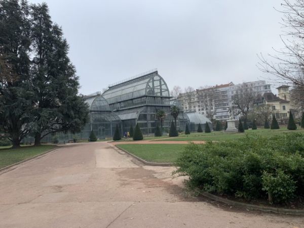 Reconfinement à Lyon : les parcs et jardins vont rester ouverts, les marchés aussi