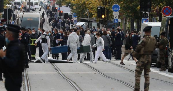 Le monde politique entre effroi et colère après l'attentat de Nice