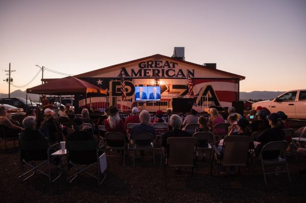 Présidentielle américaine : l'Arizona, un État qui compte double
