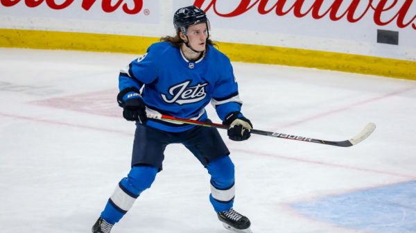 Sami Niku évite l'arbitrage avec les Jets