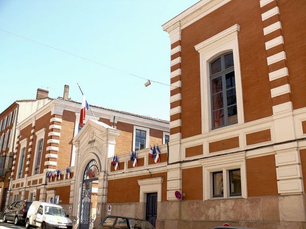 Reconfinement : la Mairie de Montauban ouvre une ligne d'appel d'urgence gratuite