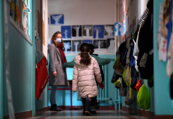 Confinement : quelles attestations pour emmener mon enfant à l'école ?