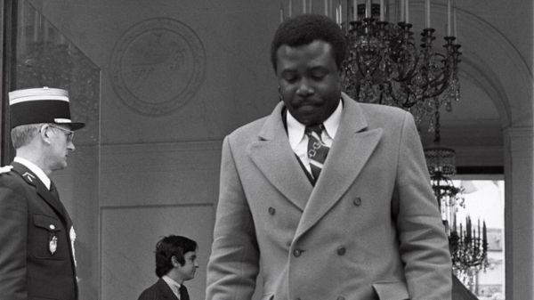 Le Congo-Brazzaville rend un dernier hommage à l'ancien président Yhombi Opango