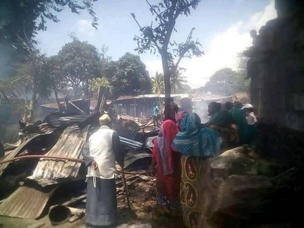Au moins 7 maisons ravagées par un incendie à Mboueni