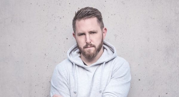 Alex Ash – Le Genevois revient avec un deuxième EP