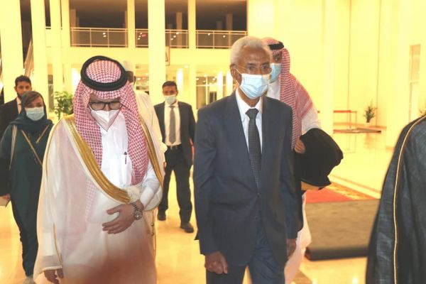 Tchad : un ministre d'État saoudien à N'Djamena pour remettre un message au président