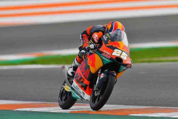 Moto - Moto3 - GP du Portugal - Albert Arenas sacré champion du monde de Moto3 au terme de la dernière course, survolée par Raul Fernandez