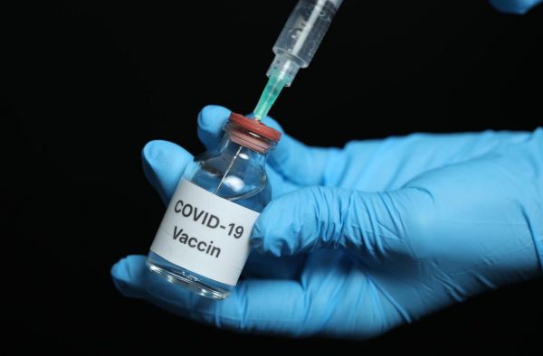 Covid-19 : Pfizer, Moderna, AstraZeneca... on fait le point sur la course aux vaccins