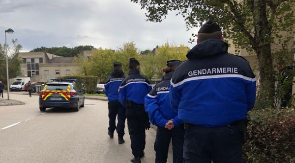 Grenoble : La gendarmerie met fin aux attaques de distributeurs et de coffres d'un gang en Auvergne Rhône-Alpes