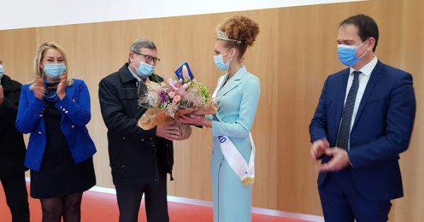 [Vidéo] Aurélie Roux, Miss Alsace 2020, part tenter sa chance au concours Miss France