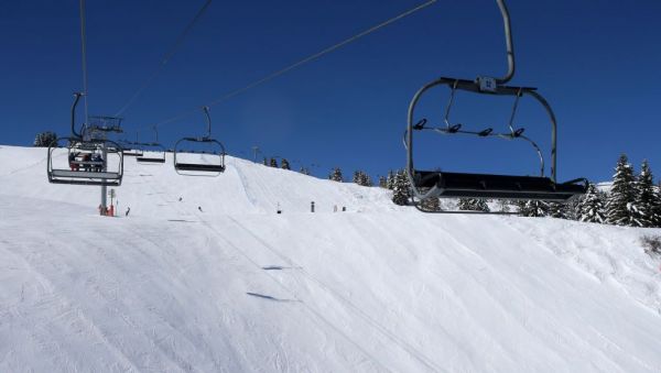 Vacances de Noël : le gouvernement autorise le grand air mais pas le télésiège
