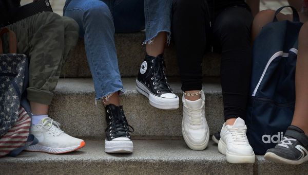 Les infirmières scolaires alertent : pas le temps de tester contre le Covid "on doit être disponible à 100%"