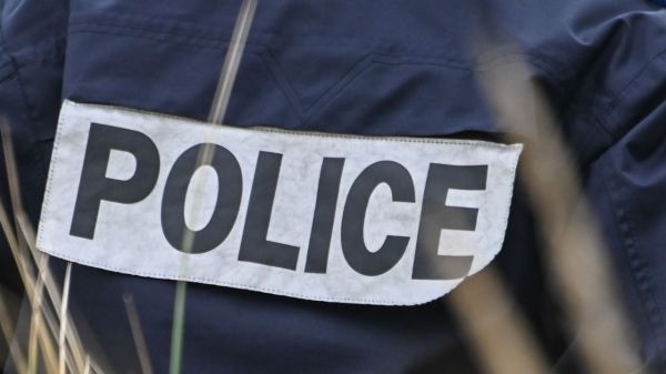 Interpellation violente d'un producteur de musique à Paris : quatre policiers suspendus, l'IGPN saisie