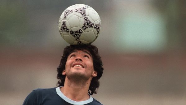 Mort de Maradona : l'Argentine rend hommage à son idole