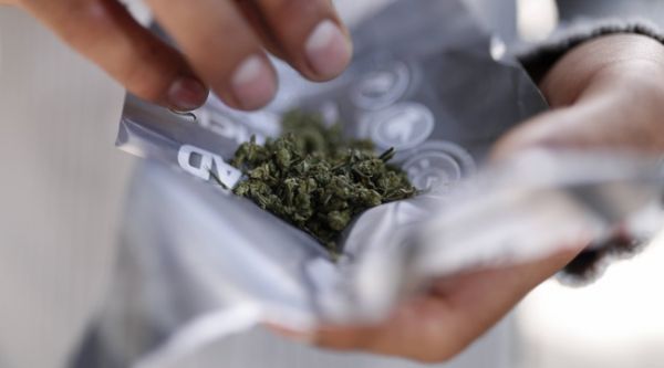 Toulouse : En panne depuis un an, la voiture était devenue le « placard » des dealers