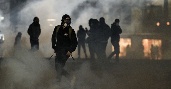 Manifestation anti-loi de sécurité globale: 23 policiers blessés à Lyon