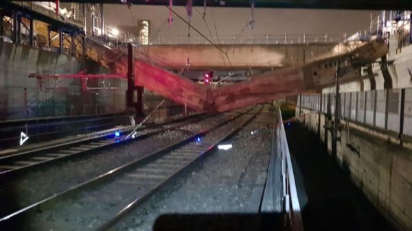 RER C : le trafic perturbé après la chute d'une poutre de 400 tonnes