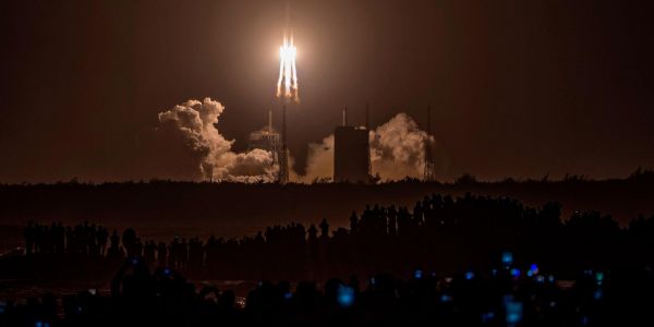 La sonde chinoise Chang'e-5 s'est posée sur la Lune