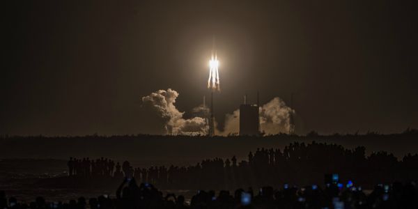 Sonde chinoise sur la lune : des enjeux scientifiques... et très politiques
