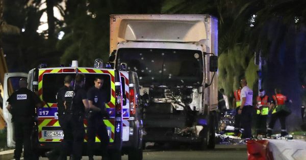 Attentat de Nice en 2016: deux suspects libérés pour vice de procédure