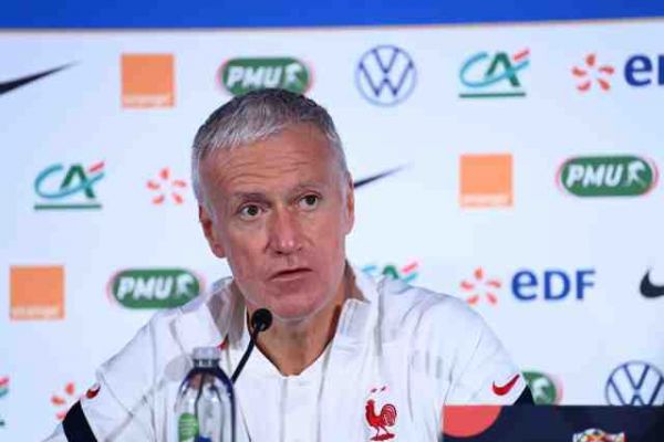 Foot - Euro - Bleus - Bleus : Didier Deschamps annoncera une liste élargie en mai