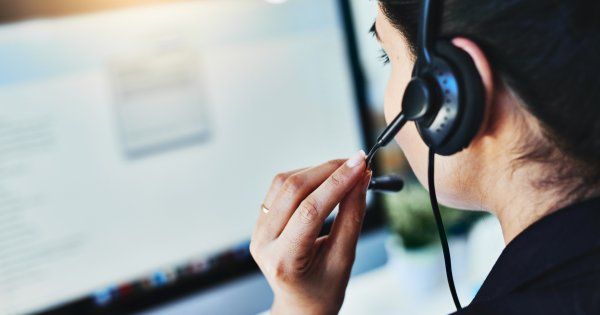 Violences conjugales : le 3919 va-t-il être supprimé ?