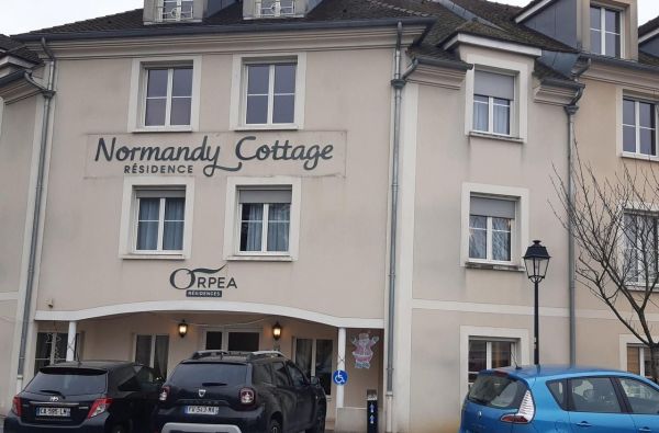 Agressions sexuelles : prison ferme pour l'ex-directeur de maison de retraite du Val-de-Marne