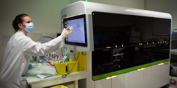 Comment le géant du diagnostic médical Abbott a inondé le marché de machines défectueuses