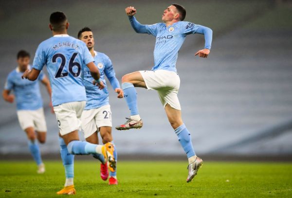 Foden replace Manchester City sur le podium