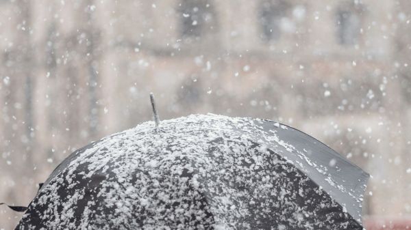 Neige et verglas  : dix départements du nord-est en vigilance orange