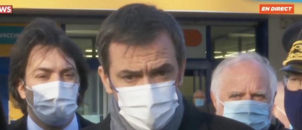 EN DIRECT - Coronavirus - Olivier Véran annonce 33 centres de vaccination ouverts ce vendredi et assure que les stocks de vaccins permettront de vacciner jusqu'à 2,4 millions de Français [...]