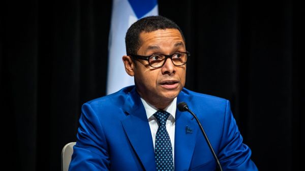Couvre-feu: «Pas question» pour le moment d’exclure les sans-abri