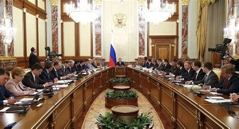 Le gouvernement russe démissionne