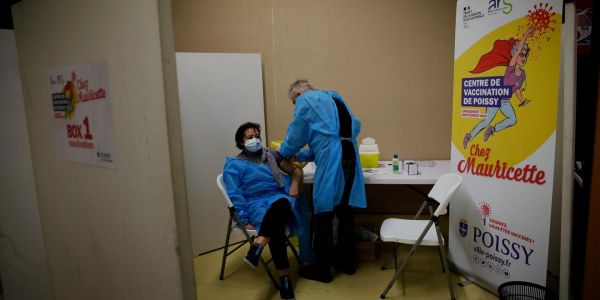 Vaccins contre le Covid-19 : le collectif de 35 citoyens commence ses travaux