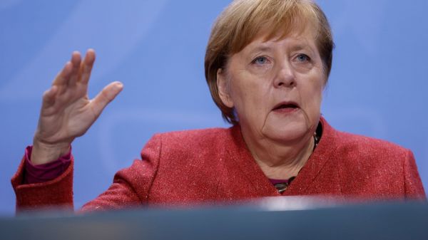 Armin Laschet à la tête de la CDU : "Angela Merkel a réussi à faire élire quelqu'un qui s'inscrit dans sa continuité", explique la journaliste Florence Autret