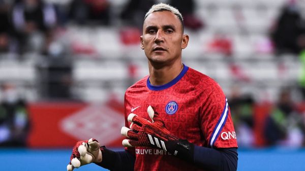 PSG : Moulin rend hommage à Navas !