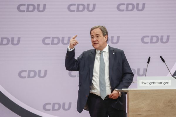 Tout savoir sur Armin Laschet, successeur d'Angela Merkel à la tête de la CDU