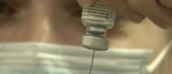 EN DIRECT - Coronavirus: La France comptabilise plus de 400 décès en 24h selon les chiffres fournis ce soir par Santé Publique France