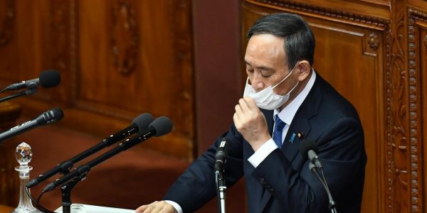 Covid-19 : au Japon, le gouvernement accusé de répondre de manière désordonnée et tardive