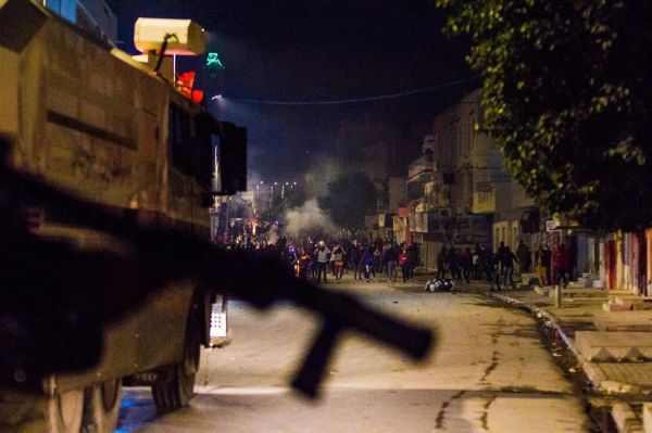 Manifestations en Tunisie : «Ce qu'on a appris depuis 2011, c'est qu'on n'obtient rien par des moyens pacifiques»