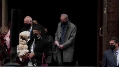 Joe Biden et sa famille quittent la cathédrale St Matthew à l'issue d'une messe