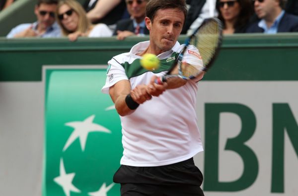 Tennis : les dessous de la vidéo de Roger-Vasselin, en quarantaine avant l'Open d'Australie, qui fait le buzz