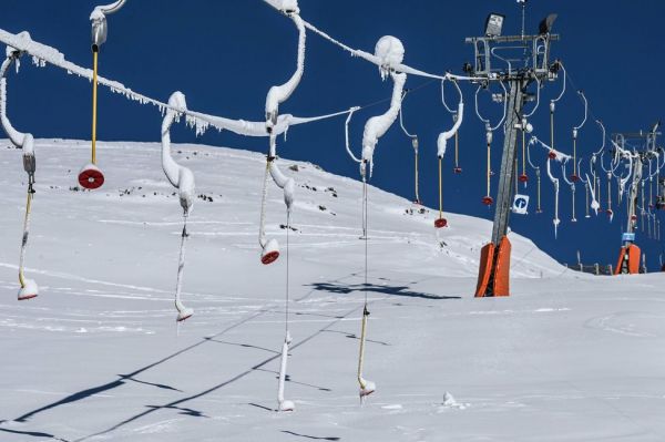 Stations de ski : «l'année blanche» désespère les salariés de la montagne