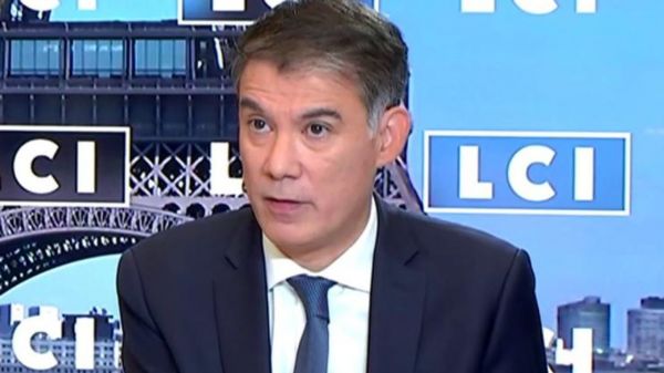 Vaccination : Olivier Faure dénonce "l'impréparation" et "l'improvisation" du gouvernement