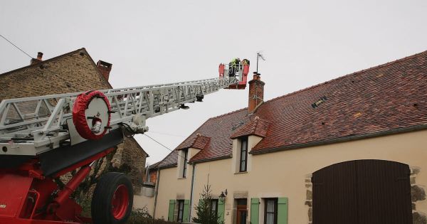 Feu de cheminée rapidement maîtrise