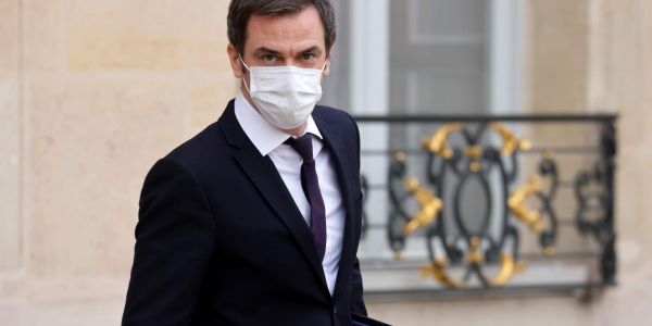 Covid-19 : le variant britannique pourrait nécessiter un nouveau confinement, prévient Olivier Véran