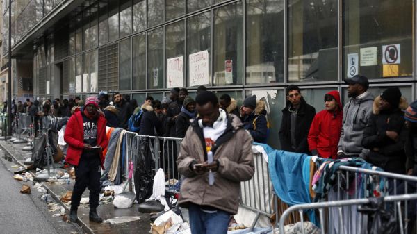 France: l'épidémie de Covid-19 a fait plonger les demandes d'asile